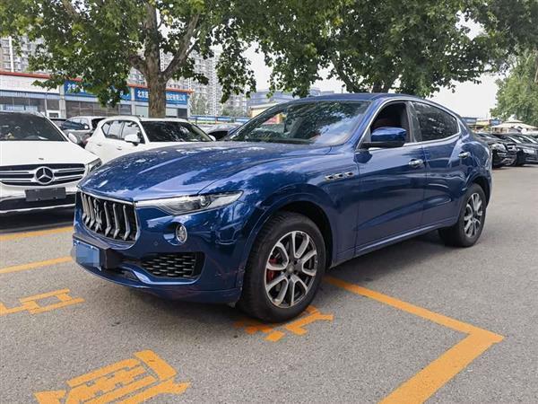 Levante 2018 3.0T ׼