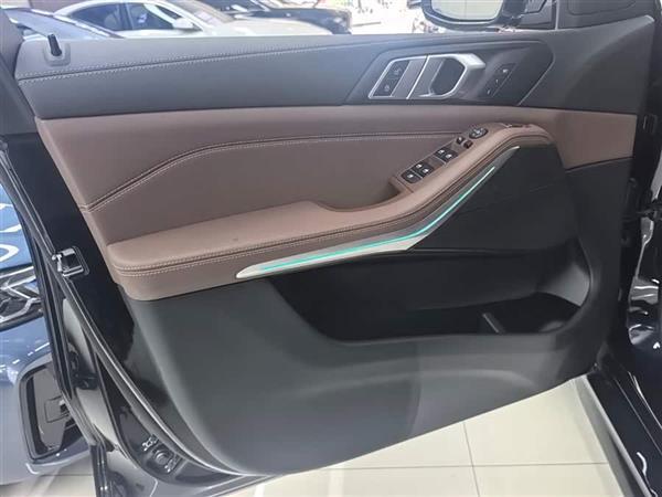 X5() 2021 Ŀ xDrive30i M˶װ
