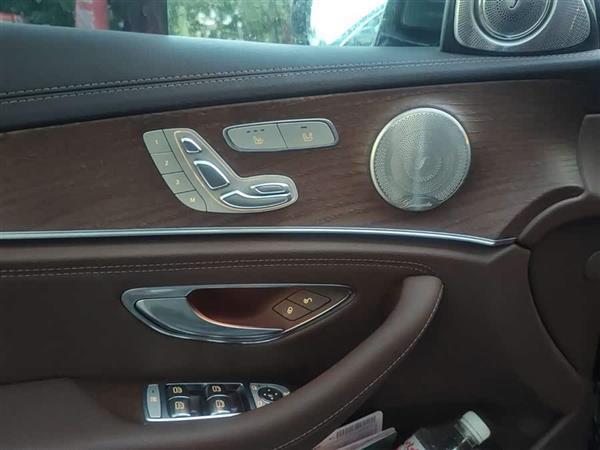E 2021 Ŀ E 300 L 