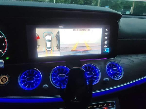 E 2021 Ŀ E 300 L 