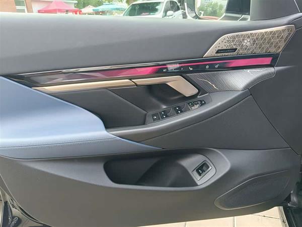 5ϵ 2024 530Li  M˶װ