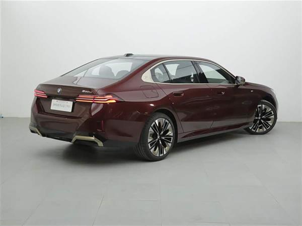 5ϵ 2024 530Li  M˶װ