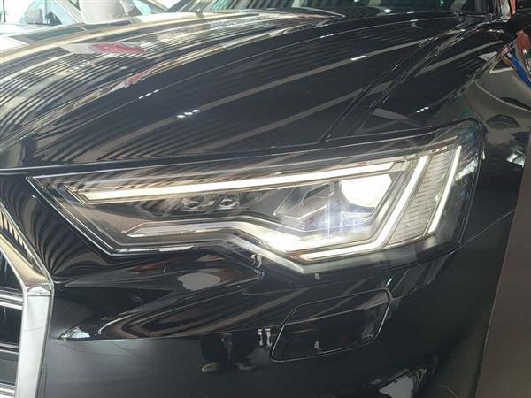 µA6L 2025 45 TFSI quattro ѡ