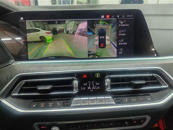X5 2022 Ŀ xDrive 30Li M˶װ