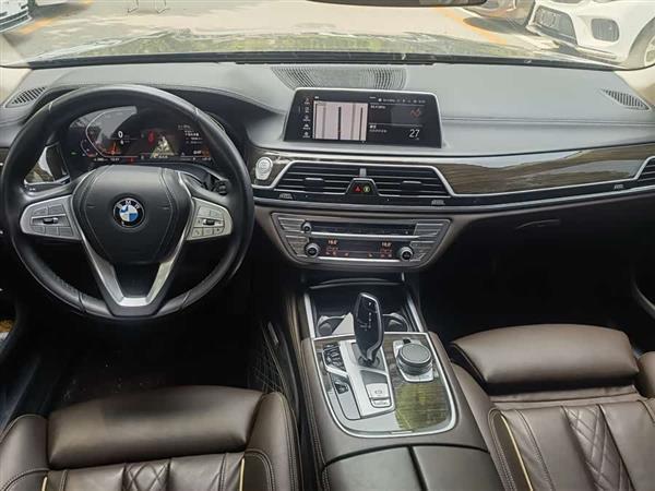 7ϵ 2021 730Li װ
