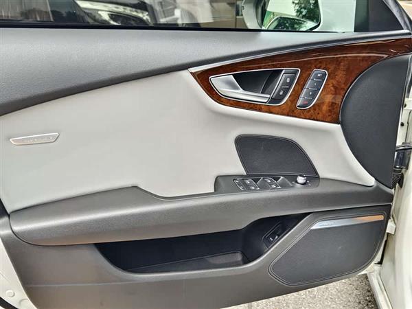 µA7 2014 50 TFSI quattro 