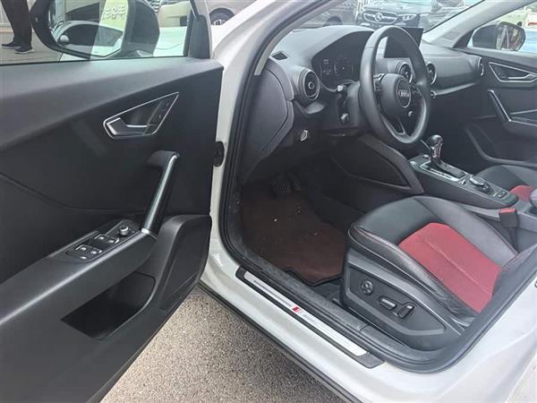 µQ2L 2021 35 TFSI ʱж