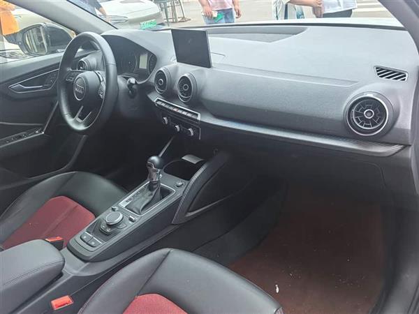 µQ2L 2021 35 TFSI ʱж
