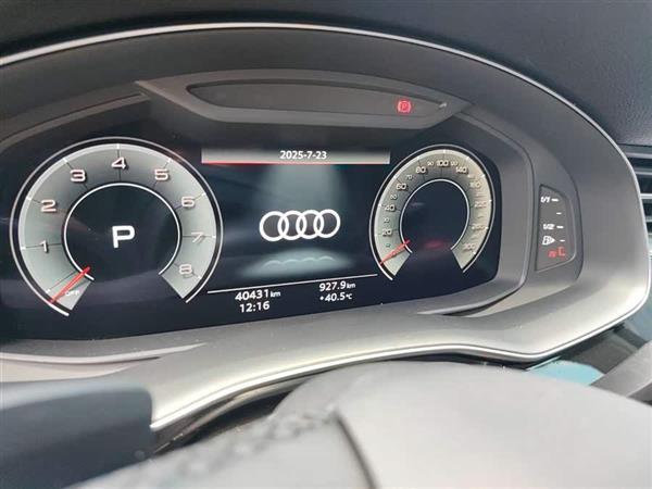 µQ7 2023 55 TFSI quattro S line˶