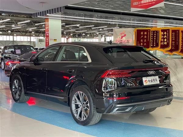 µQ8 2023 55 TFSI 
