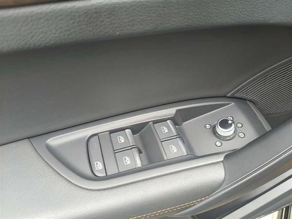 µQ5L 2020 45 TFSI 