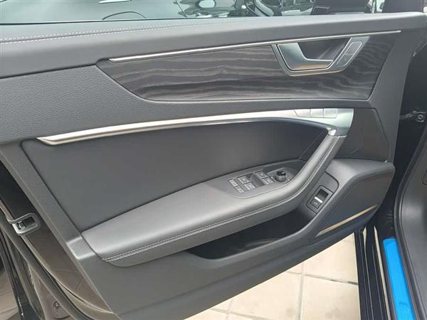 µA6L 2024 55 TFSI quattro 