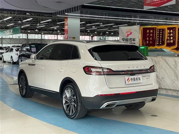  2022 2.7T Ű