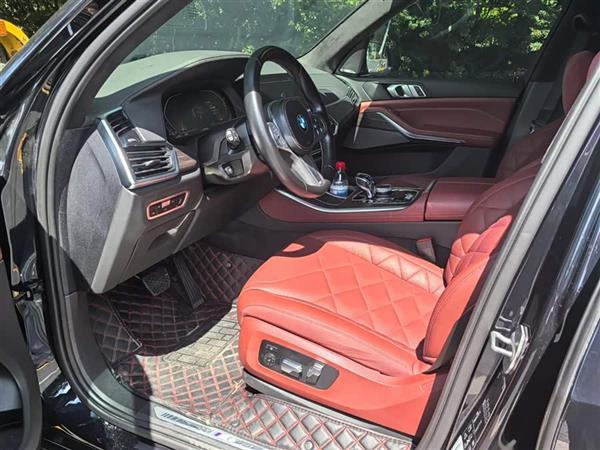 X5 2022 Ŀ xDrive 40Li M˶װ
