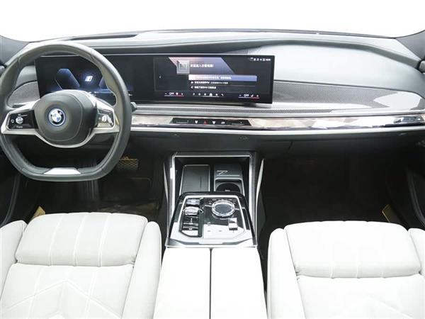 i7 2023 xDrive60L װ