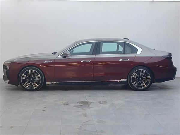 i7 2023 xDrive60L M˶װ