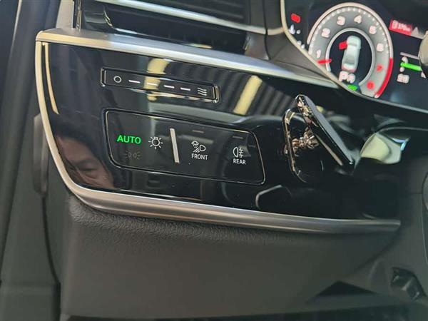 µA8 2023 A8L 50 TFSI quattro ѡ