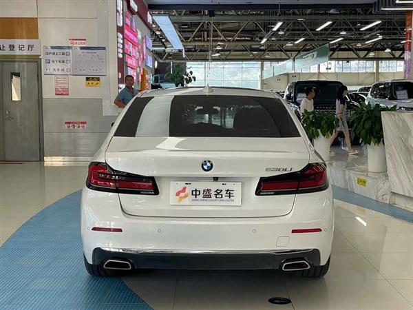 5ϵ 2022 Ŀ 530Li  װ