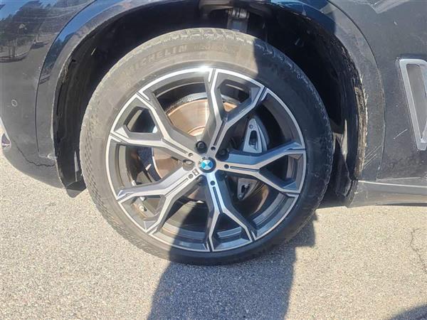 X5 2022 Ŀ xDrive 40Li M˶װ