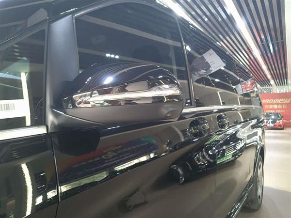 V 2024 V 300 L 