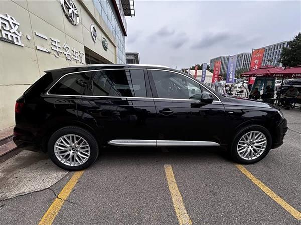µQ7 2018 45 TFSI S line˶