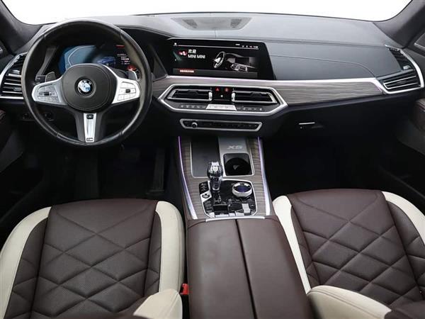 X5 2022 xDrive 40Li M˶װ