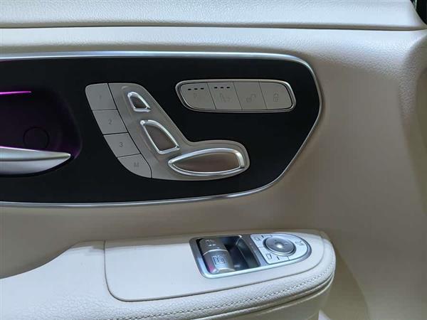 V 2024 V 300 L 