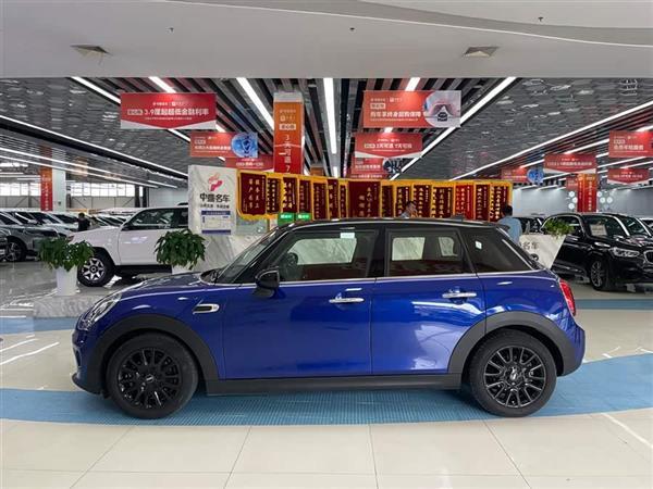 MINI 2018 1.5T COOPER  Ű