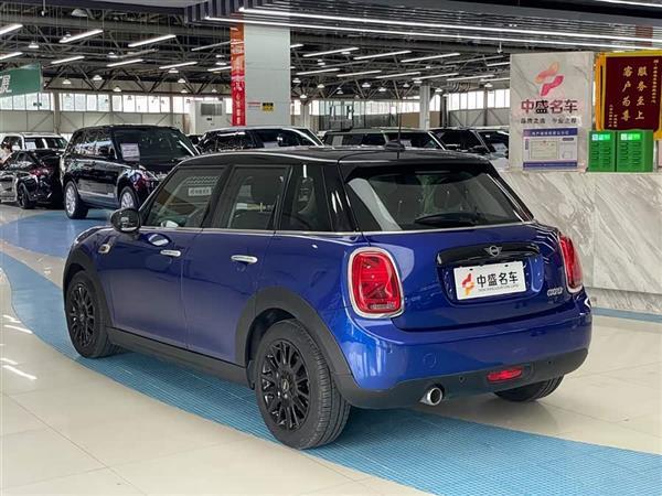 MINI 2018 1.5T COOPER  Ű