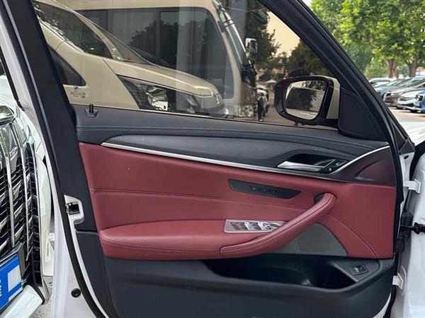 5ϵ 2022 Ŀ 530Li xDrive M˶װ