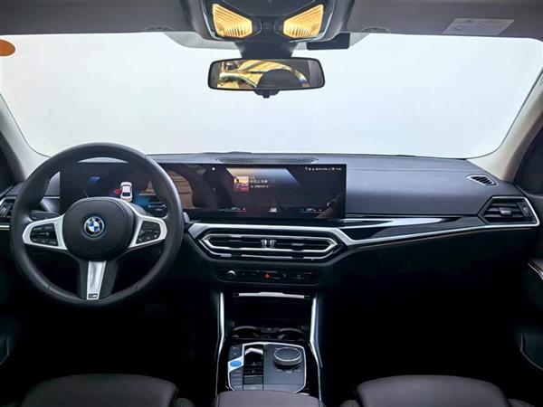 i3 2022 eDrive 35 L