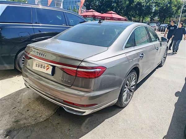 µA8 2018 A8L 55 TFSI quattro