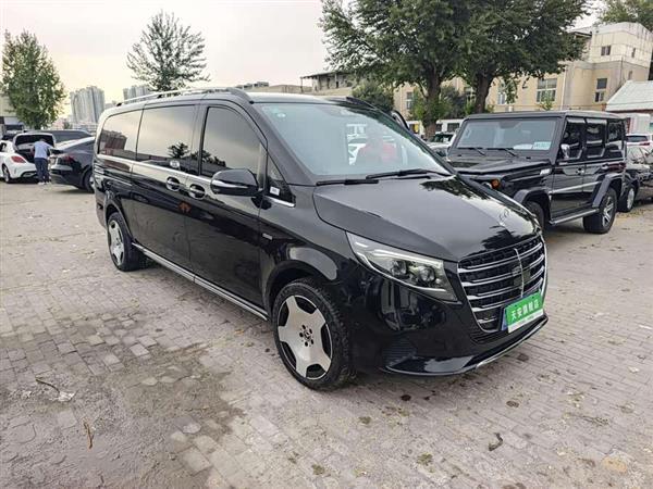 V 2024 V 300 L 