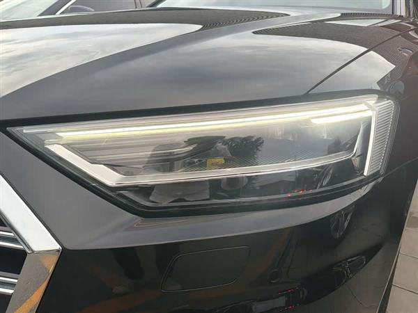 µA8 2021 A8L 50 TFSI quattro 