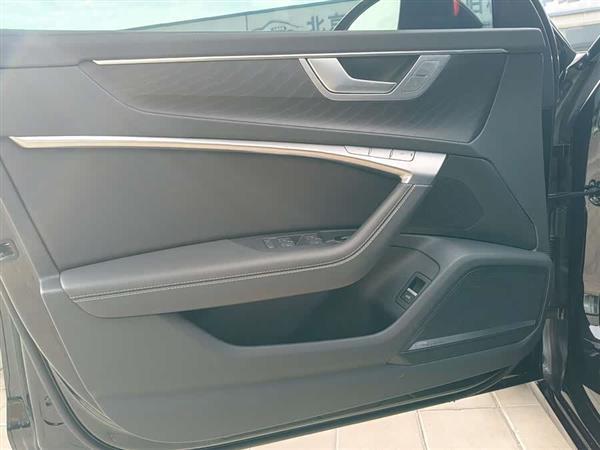 µA6L 2025 45 TFSI quattro ѡ+