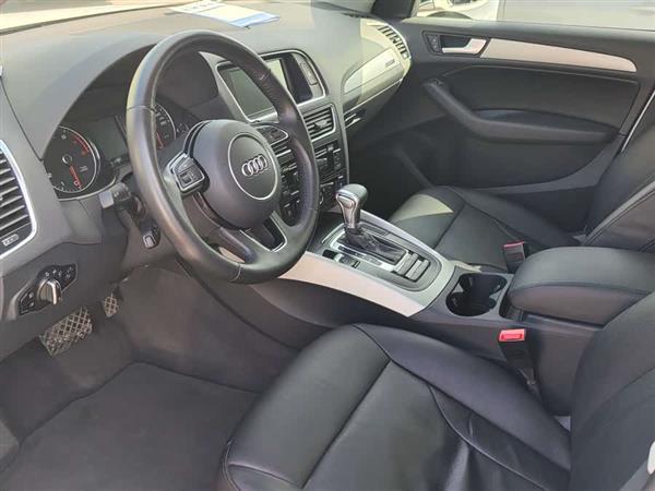 µQ5 2016 40 TFSI ر