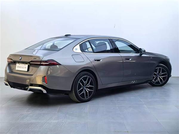 i5 2024 eDrive 35L M˶װ