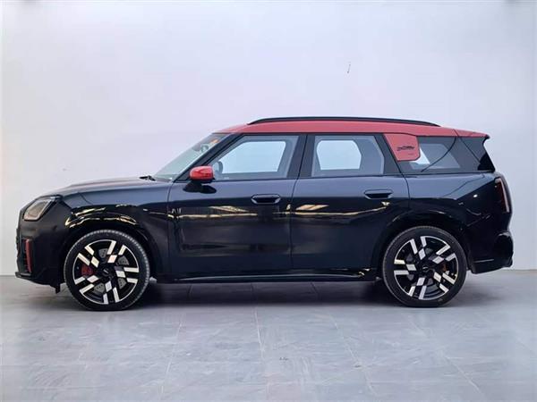 MINI JCW COUNTRYMAN 2024 2.0T JOHN COOPER WORKS