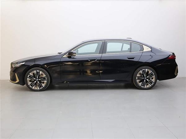 5ϵ 2024 530Li  װ