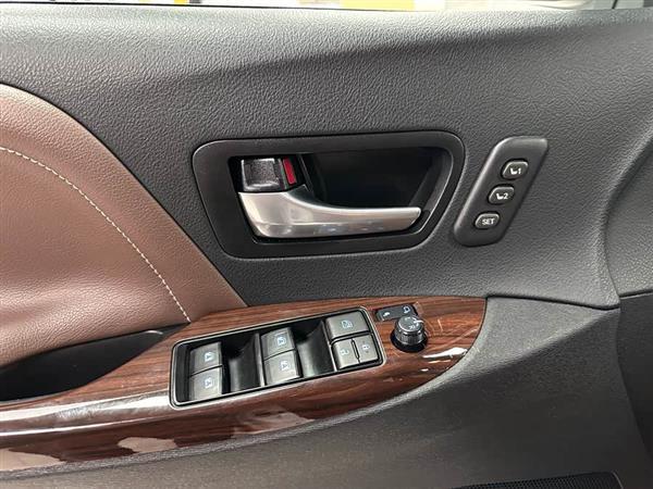 SIENNA 2019 3.5L Զ