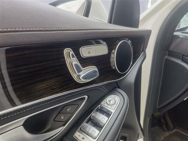 GLC 2017 GLC 260 4MATIC 