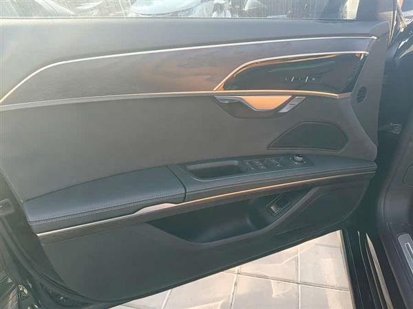 µA8 2023 A8L 50 TFSI quattro ѡ