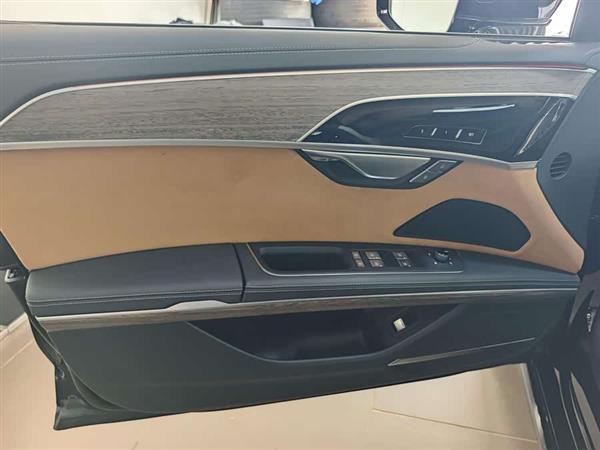 µA8 2023 A8L 55 TFSI quattro 콢