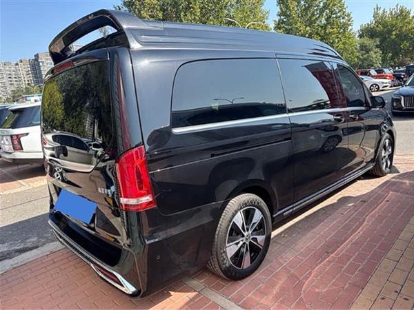 V 2024 V 300 L 