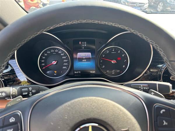 V 2024 V 300 L 