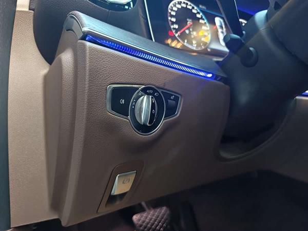 E 2020 Ŀ E 300 L ʱ