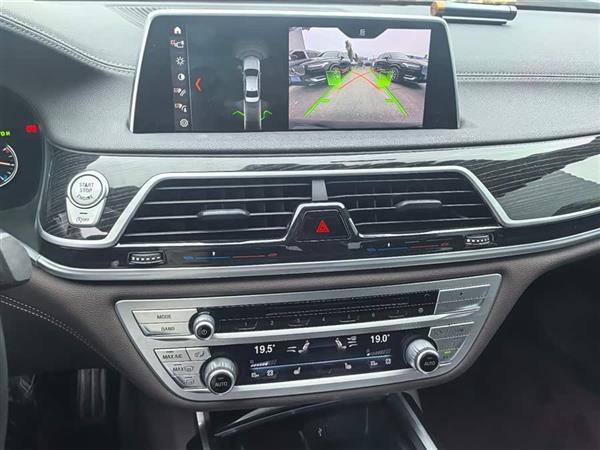 7ϵ 2018 730Li  M˶װ