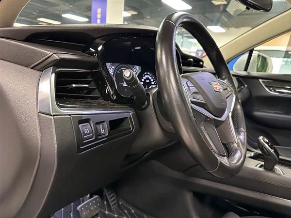 XT5 2018 28T 