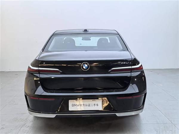 7ϵ 2023 735Li װ