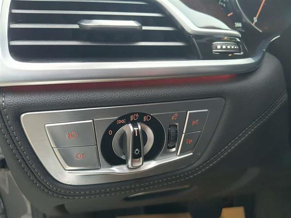 7ϵ 2016 740Li 